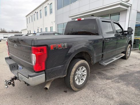 Used 2020 Ford F250 XL w/ STX Appearance Package image 5