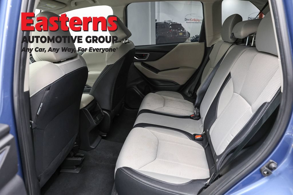 Used 2022 Subaru Forester AWD/4WD image 22