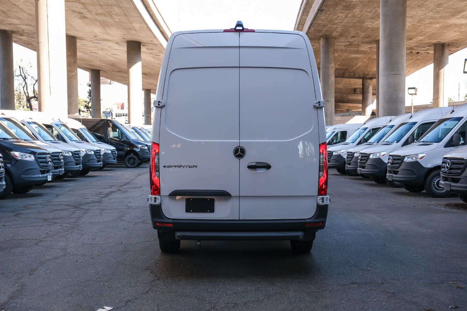 New 2025 Mercedes-Benz eSprinter 170 Cargo image 5