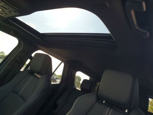 Certified 2025 Toyota 4Runner Limited image 30