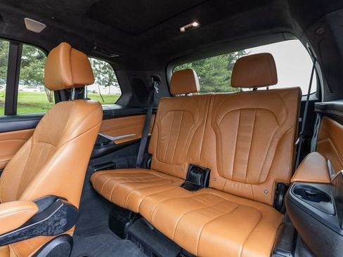 Used 2019 BMW X7 xDrive50i w/ Dynamic Handling Package AWD/4WD image 16