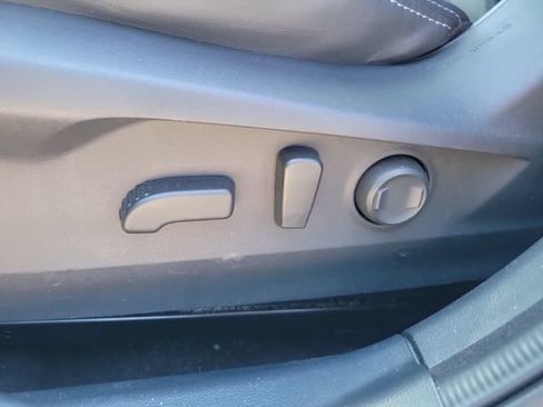 Used 2021 Subaru Outback Limited AWD/4WD image 22