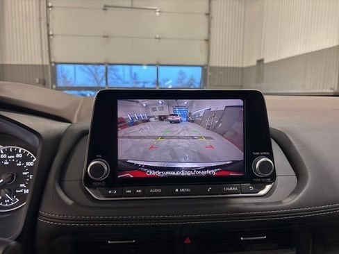 Certified 2023 Nissan Rogue SV image 26