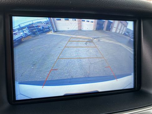 Used 2019 Chevrolet Suburban LT image 14