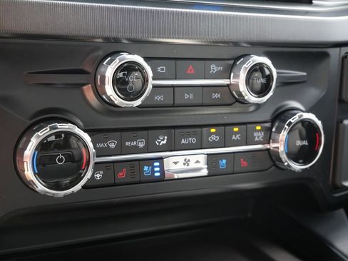 New 2026 Ford F250 Platinum image 27