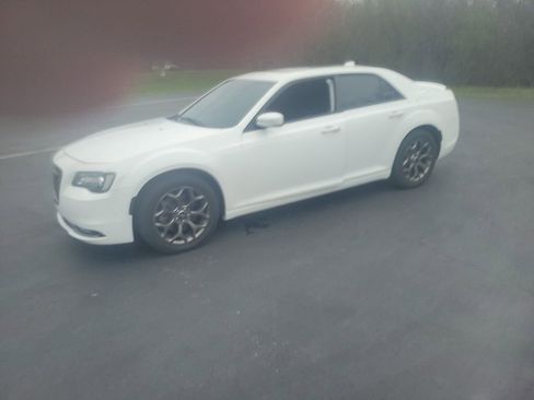 Used 2015 Chrysler 300 S w/ 300S Premium Group AWD/4WD image 3