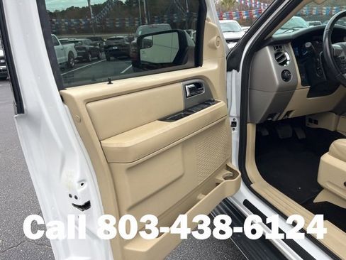 Used 2017 Ford Expedition Limited image 5