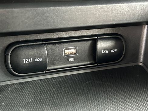 Used 2025 Kia Soul S image 36