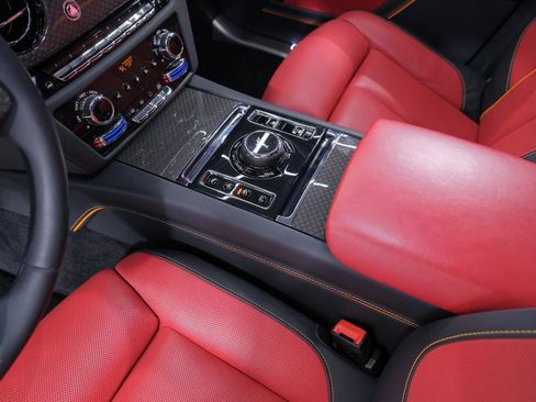 Used 2022 Rolls-Royce Ghost Black Badge AWD/4WD image 19