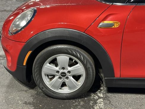 Used 2015 MINI Cooper 2-Door Hardtop image 11