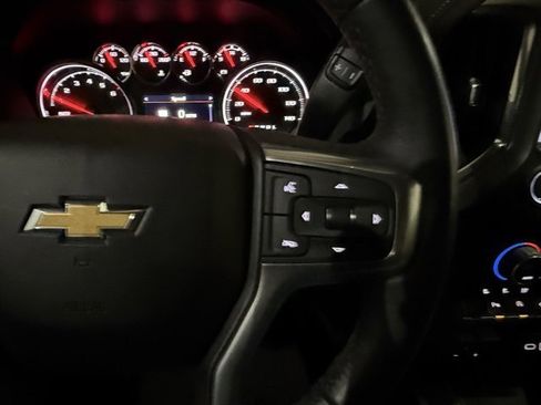 Used 2022 Chevrolet Silverado 1500 LTZ image 16