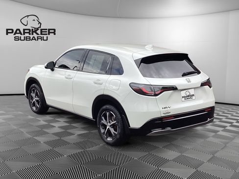 Used 2024 Honda HR-V EX-L image 3