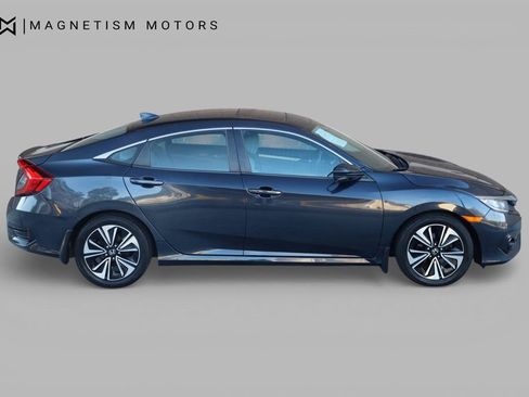 Used 2017 Honda Civic EX-T image 2