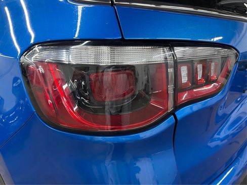 Used 2019 Jeep Compass Latitude w/ Cold Weather Group FWD image 39