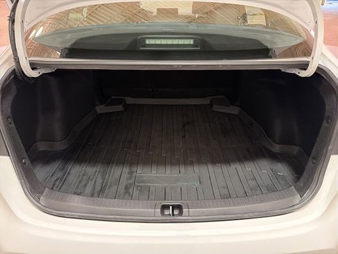 Used 2023 Toyota Corolla LE image 15