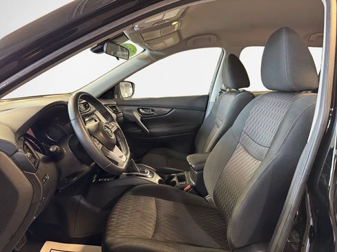 Used 2019 Nissan Rogue SV w/ Premium Package AWD/4WD image 12