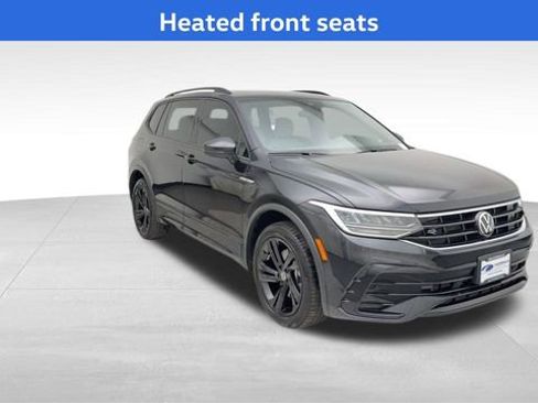 Used 2023 Volkswagen Tiguan SE R-Line image 9