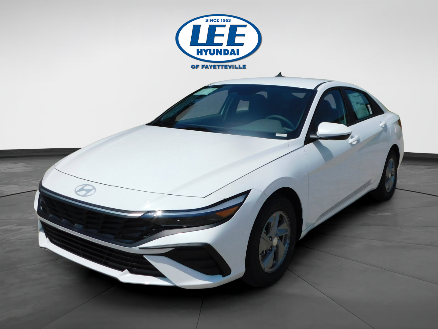 Used 2025 Hyundai Elantra SE FWD image 7