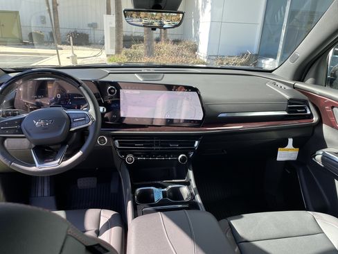 New 2026 Chevrolet Traverse Z71 w/ Enhanced Driving Package image 36