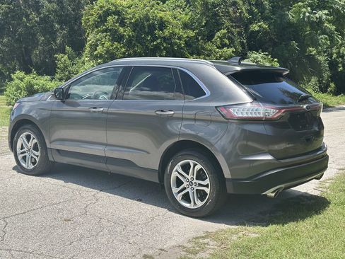 Used 2017 Ford Edge Titanium w/ Technology Package FWD image 12