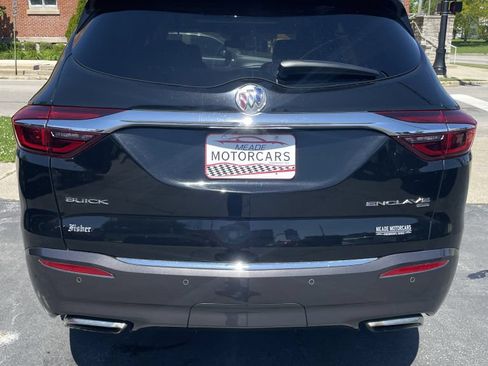 Used 2018 Buick Enclave Avenir w/ Trailering Package AWD/4WD image 4