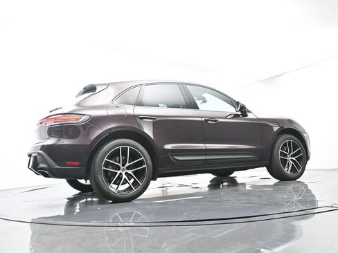 Certified 2025 Porsche Macan AWD/4WD image 50
