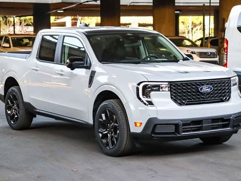 New 2026 Ford Maverick Lariat w/ Black Appearance Package AWD/4WD image 3