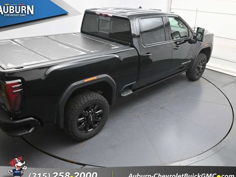 Used 2024 GMC Sierra 2500 AT4 w/ AT4 Premium Plus Package AWD/4WD image 34