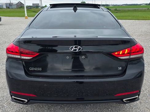 Used 2015 Hyundai Genesis 3.8 w/ Option Group 03 RWD image 4