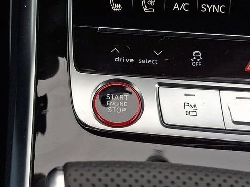 New 2026 Audi SQ8 Prestige image 20