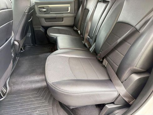 Used 2017 RAM 1500 Lone Star AWD/4WD image 14