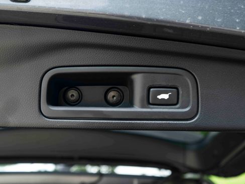 Used 2020 Honda Pilot Elite image 48
