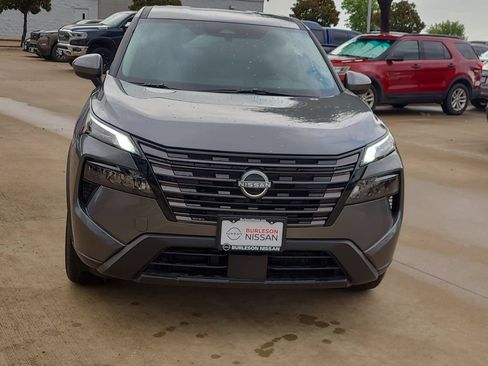 New 2026 Nissan Rogue SV w/ Cold Weather Package FWD image 5