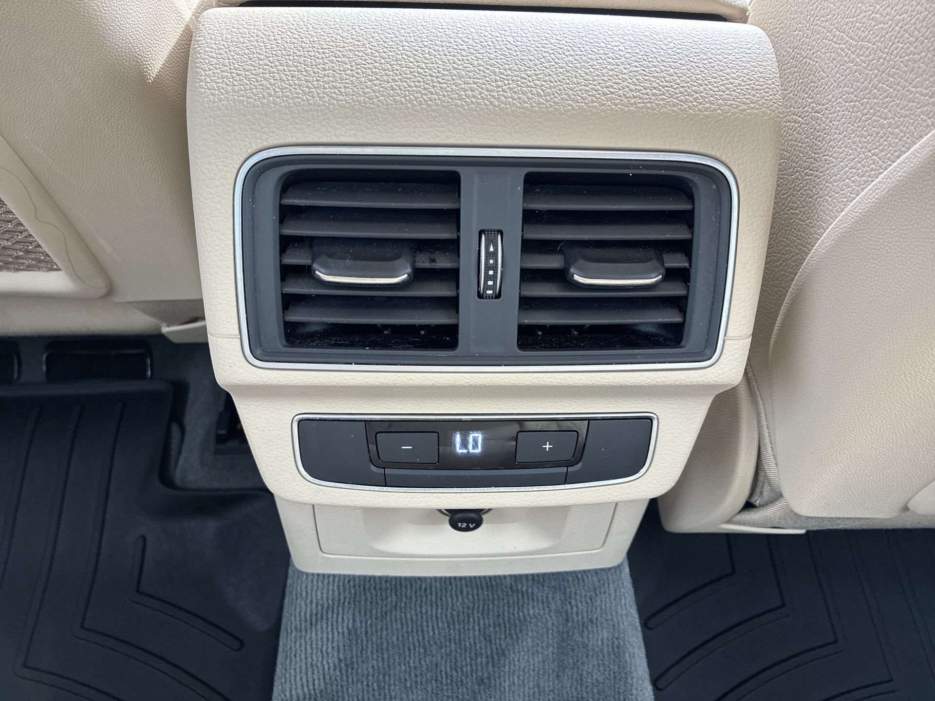 Used 2018 Audi Q5 2.0T Premium Plus AWD/4WD image 28