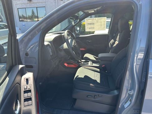 New 2025 Nissan Frontier PRO-4X image 14