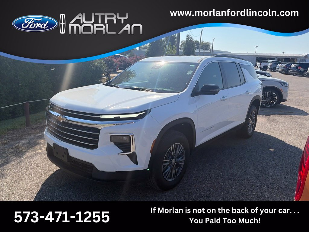 Used 2026 Chevrolet Traverse LT w/ Driver Confidence Package AWD/4WD image 1