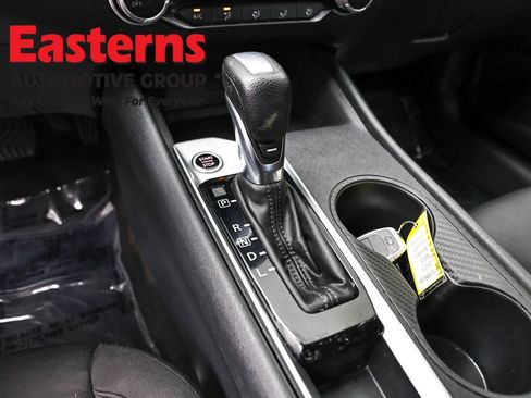 Used 2023 Nissan Altima 2.5 S FWD image 12
