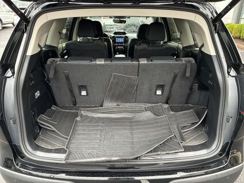 Used 2022 Subaru Ascent Onyx Edition image 24