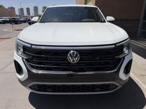 Used 2024 Volkswagen Atlas Cross Sport SE w/ Panoramic Sunroof Package AWD/4WD image 10
