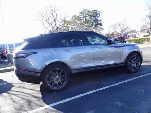 Used 2021 Land Rover Range Rover Velar R-Dynamic S image 7