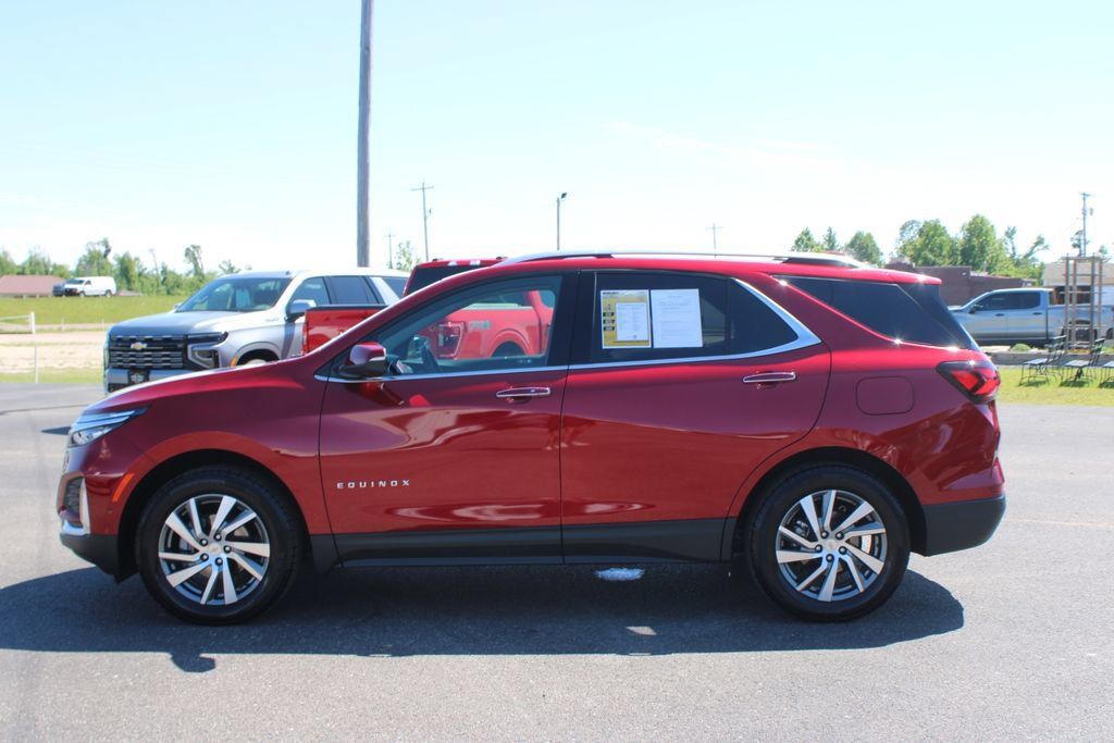 Used 2023 Chevrolet Equinox Premier AWD/4WD image 6