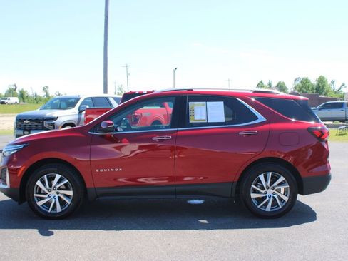 Used 2023 Chevrolet Equinox Premier AWD/4WD image 6