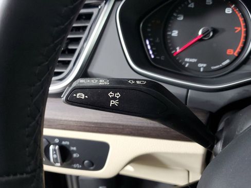 Certified 2023 Audi Q5 2.0T Premium w/ Convenience Package image 39