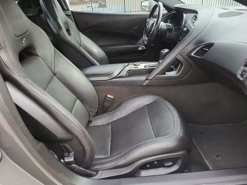 Used 2016 Chevrolet Corvette Z06 w/ 2LZ Preferred Equipment Group image 16