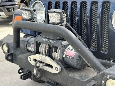 Used 2004 Jeep Wrangler X w/ Columbia Edition Group image 26