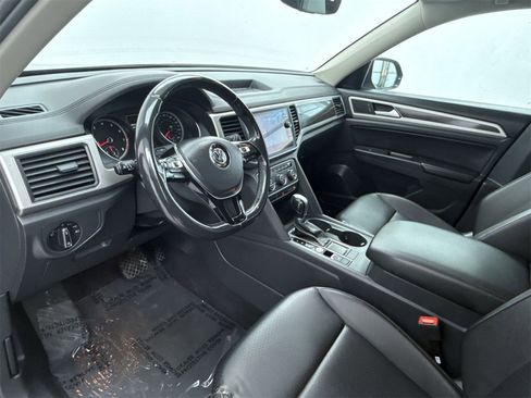 Used 2018 Volkswagen Atlas SE image 12