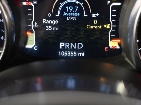 Used 2018 Jeep Wrangler Unlimited Rubicon AWD/4WD image 28