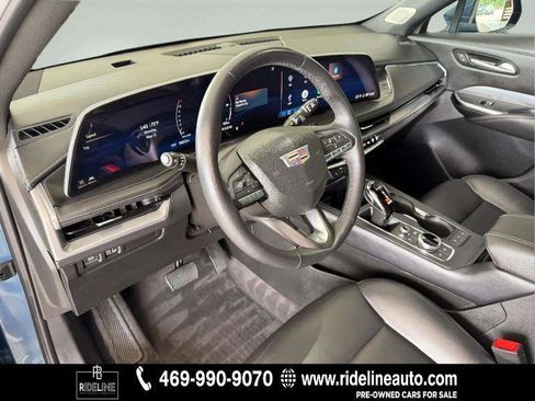 Used 2024 Cadillac XT4 Premium Luxury w/ Cold Weather Package FWD image 12