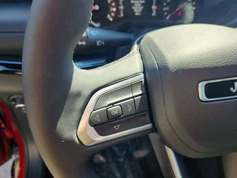 New 2026 Jeep Compass Latitude image 20