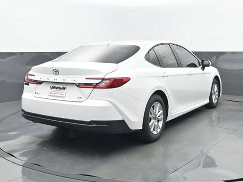 New 2026 Toyota Camry LE FWD image 19